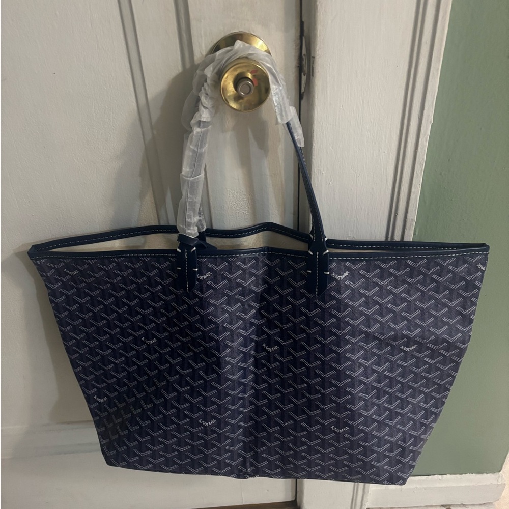 Trendy Blue Tote Bag